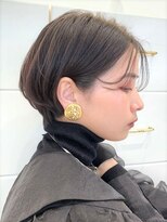 ビーハイブ 一番町店 アヴェダ(BEHIVE)&nbsp;前下がりショートボブ　シースルーバング×センターパート