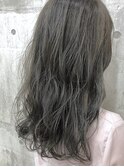 ミントグレージュ×ふんわりロング