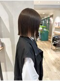 【大平優香】オリーブベージュ切りっぱなし前下がりボブ透明感