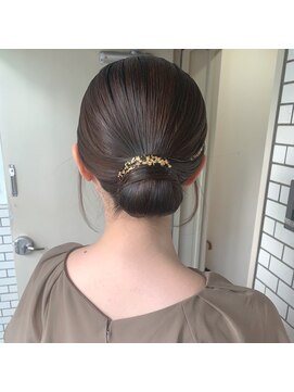 フェリーチェ(Felice) 金箔 タイトヘア シニヨン タイトアップ 花嫁