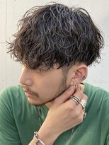 フィフス 栄(fifth)&nbsp;波巻きスパイラルパーマメンズマッシュツイストスパイラルパーマ