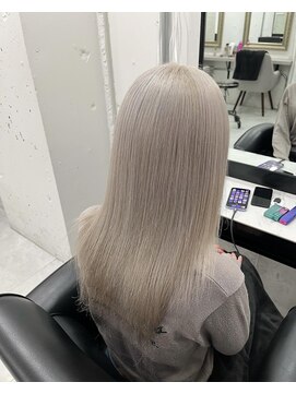 ウィステル ホワイトシルバー