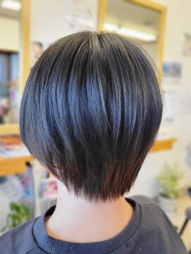 マフネ(Mafune) 大人ショートボブ