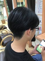 ヒラトヤ 肴町店 リバースセンターパートメンズカット黒髪爽やか刈り上げショート