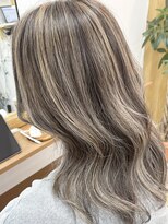 ランプ(Lamp) 白髪ぼかしにも/バレイヤージュカラー/ハイライト/中野/白髪染め