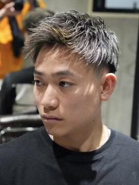 メッツ 原宿(METS) MEN'S/アップバングショート×ハイライト/フェード
