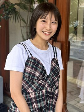 エラ(Ella) レイヤーボブ