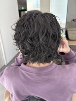 ヒストリー 元住吉(HISTORY)&nbsp;無造作ウェーブ 黒髪センターパートミディパーマ