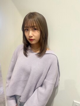 イオス(EOS) ミルクティーベージュ　ダブルカラー　レイヤースタイル/YUKA