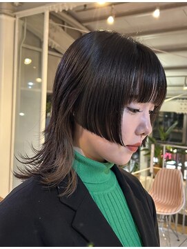 アクアオモテサンドウ(ACQUA omotesando) ＊黒髪個性的前下がり姫カットウルフミディアムレイヤーカット