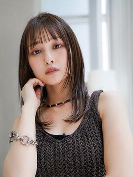 ギークス(GEEKS) 【GEEKS渋谷】ロングレイヤー/春夏カラー/オリーブブラウン/小顔