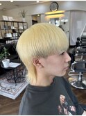 金髪マッシュウルフ