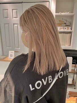 フレイムス ヘアアンドリラックス 大宮東口店(Frames) Wカラー×くすみベージュ