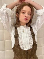 ランテルディ 渋谷(LANTERDIT)&nbsp;ハイトーン　アップバング　ケアブリーチ　ミルクティーカラー