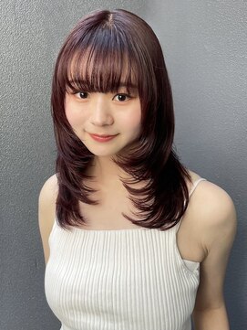 トリッカ シブヤ(TRICCA SHIBUYA) 顔周りレイヤー/レッド/赤/暖色/小顔/前髪/ワンカール/ロング