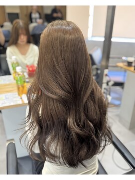 シェス 梅田(shes) ベージュカラー◎