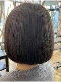 透け感ダークカラー×大人ボブ