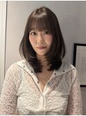 レイヤーカット/髪質改善/ミディアムレイヤー/ベージュ