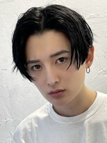 バイフィフス 原宿/表参道(by fifth)&nbsp;原宿センターパートカット韓国ヘアニュアンスパーマ刈り上げ黒髪