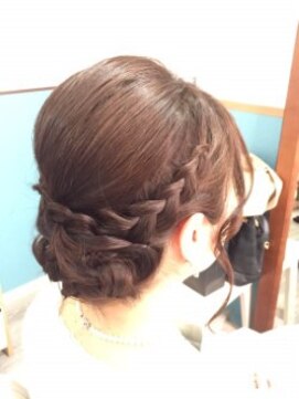 ロカット サロン(Roquat Salon) 大人かわいいシンプルアレンジ【ヘアセット　立川　袴　浴衣】