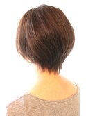 大人可愛い小顔ニュアンスショート