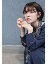 ホワイトルーム(White Room) シースルーバングとマロンベージュのナチュルボブ♪