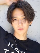 ネイビー(NAVY)&nbsp;パーマでナチュラル質感！ニュアンスセンターパート