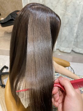 ロンド ストラーダ 心斎橋(Lond strada) エアリーロング×ピンクベージュ×美髪［髪質改善/縮毛矯正］