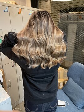 ラフ(LAFF) #黒髪#ボブルフ#ネビージュ#小顔#ワンレン