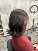 ピンクベージュ