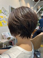 ココロカラ(Cocorokara)&nbsp;女度が上がる！首元キレイな大人可愛いショート