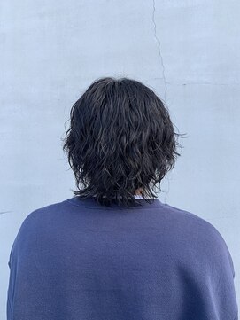 ヘアサロン エン(hair salon en.) ツイストスパイラルとウルフスタイル