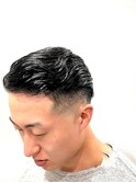 シチサンパートツーブロックスキンフェードモテ髪