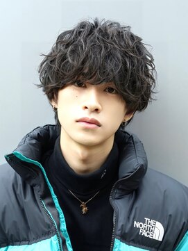 リップス 自由が丘(LIPPS) 緩め波巻きマッシュ