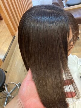 グランバイ アトリエドングリ(Grand × AtlierDonguri) お客様髪質改善データ1198(ベージュブラウン)