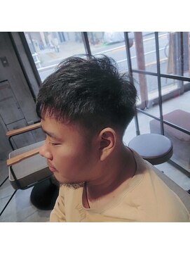 ネセサリー(NECESSARY) カット