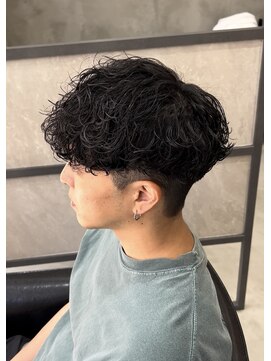 スイッチ(men's SWITCH) 大分メンズ波巻きスパイラルパーママッシュツーブロック刈り上げ