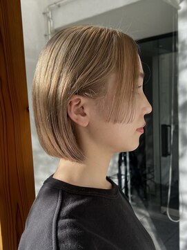 インチェルシー(in chelsea) シンプルでモードなストレートボブ