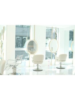 【名駅NewOpen】“可愛くキュンとときめく自分”になりたい女性のためのsalonが名駅に誕生♪