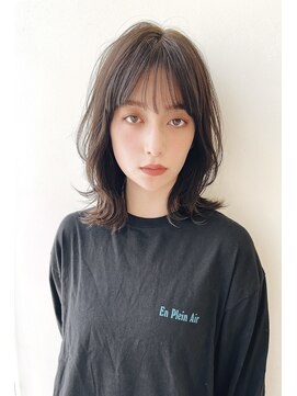 ミディアムレイヤー×白髪ぼかしカラー３０代４０代５０代６０代