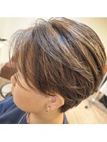 ヘアーズ ロッソ(hair's ROSSO)&nbsp;大人ショート×ハイライト