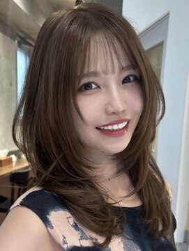 ヨロ 渋谷(YOLO) 韓国ヘアーハッシュカットレイヤーカットハイライトカラー