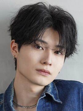 レタッチバイフィフス(RETOUCH by fifth) シャドウパーマルーズパーマ無造作毛流れセンターパートマッシュ