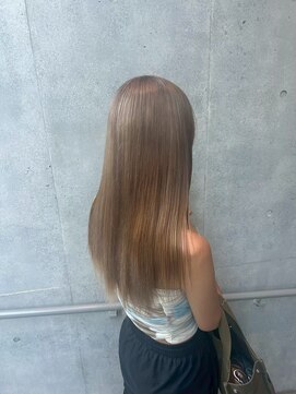 キャパ(CAPA) ハイトーンベージュ(茅ヶ崎/ブリーチカラー/20代/韓国ヘア)