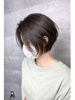 ジェームス(Jyym's)&nbsp;抜け感のある大人ショート