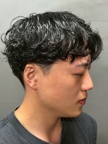 ノーエン(noen) スパイラルパーマ メンズカット メンズパーマ 韓国 眉カット