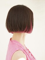シルフィ(sylph)&nbsp;インナーカラーでオシャレ度UP♪美しいフォルムのボブヘア◎