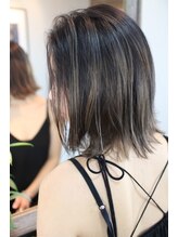 ジャコ ヘアー(jako HAIR) 切りっぱなしボブ3Dカラーグレージュ　白髪ぼかし　レイヤーボブ