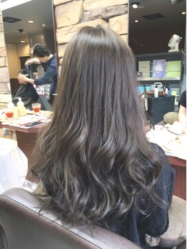 カプア 仙台駅前店(Kapua) 『 グレージュ&毛束感 』外国人風スタイル♪小顔 ハイライト