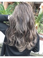 メリー(merry craftsman's factory) カーキアッシュベージュ アッシュブラウンka